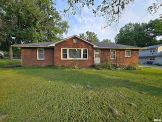 832 Fairfield Rd, Mount Vernon, IL 62864