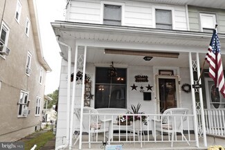 5 Cherry St, Pine Grove, PA 17963