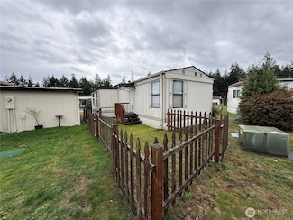 20718 9th Avenue Ct E Unit 38, Spanaway, WA 98387