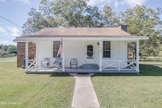 5587 Daugherty Rd, Long Beach, MS 39560