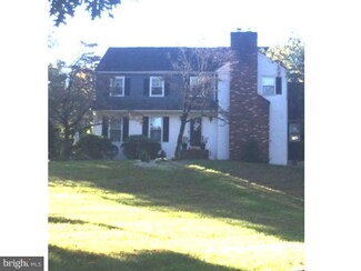 211 Mountain Rd, Ringoes, NJ 08551