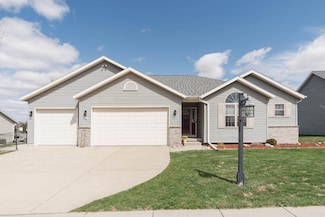 705 Avalon Rd, Columbus, WI 53925