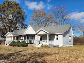 7359 SE B Hwy, Cowgill, MO 84637