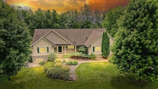 W8561 Lake George Terrace, Beaver Dam, WI 53916