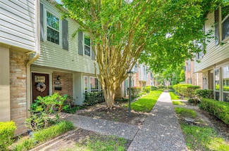 13136 Trail Hollow Dr Unit 3136, Houston, TX 77079
