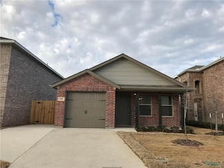 769 River Hill Ln, Fort Worth, TX 76114