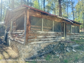 330 4th St, Ruidoso, NM 88345