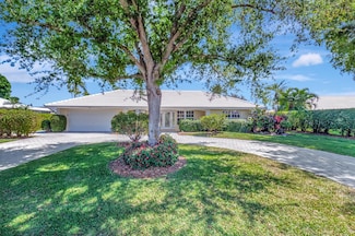 11882 N Lake Dr, Boynton Beach, FL 33436