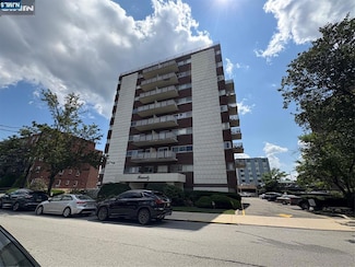 2180 Center Ave Unit 1E, Fort Lee, NJ 07024