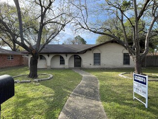 531 Forrest Ln, Corsicana, TX 75110