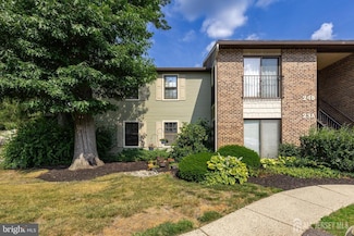 23 W Bluebell Ln Unit A, Mount Laurel, NJ 08054