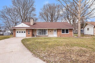510 Grant Ct, Marshall, MI 49068