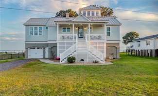 1530 Jenkins Neck Rd, Hayes, VA 23072