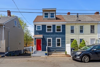 70 Harrison St, Haverhill, MA 01830