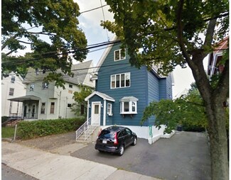 111 Waverly St, Everett, MA 02149
