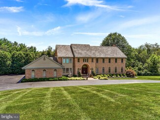 1 Crows Nest Cir, West Chester, PA 19382