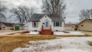 608 3rd St SW, Stewartville, MN 55976