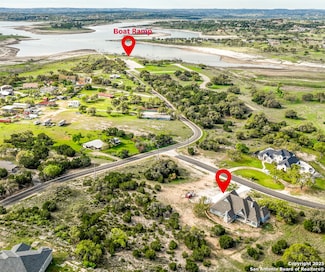 120 Mystic Shores Blvd, Spring Branch, TX 78070