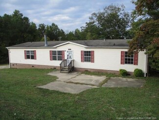 1704 Ray Rd, Spring Lake, NC 28390