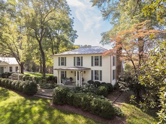 3652 Ironwood Ln, Charlottesville, VA 22901