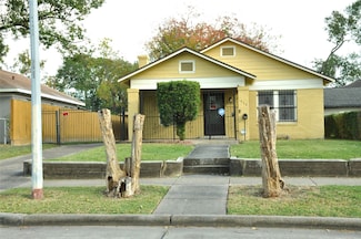 1939 Alta Vista St, Houston, TX 77023