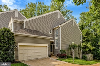 11430 Hollow Timber Ct, Reston, VA 20194