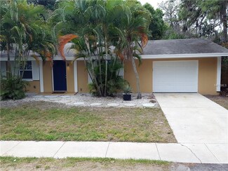 2718 Oakmere Ln, Sarasota, FL 34231