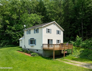 901 S State Rd, Cheshire, MA 01225