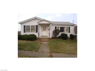 132 Morgantown Ave, Barnesville, OH 43713