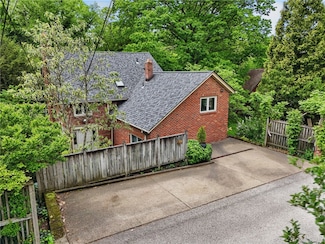 1017 Lancaster Ave, Pittsburgh, PA 15218