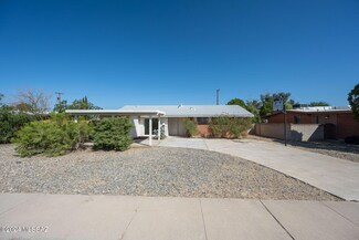 7131 E 19th St, Tucson, AZ 85710