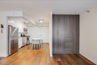 516 W 47th St Unit N4D, New York, NY 10036