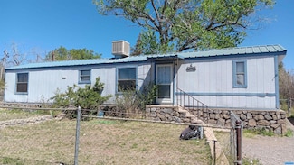 407 Oak St, Bayard, NM 88023