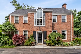 1414 Lincoln St, Evanston, IL 60201