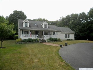 257 Bald Hills Rd S, Cairo, NY 12413