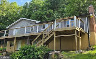 453 Mountain Heights Rd, Front Royal, VA 22630