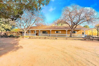 40836 36th St W, Palmdale, CA 93551