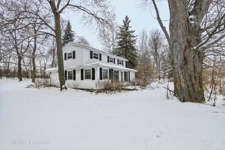 37763 N Douglas Ln, Lake Villa, IL 60046