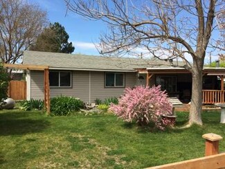 7 Hanna Ave, Rock Island, WA 98850