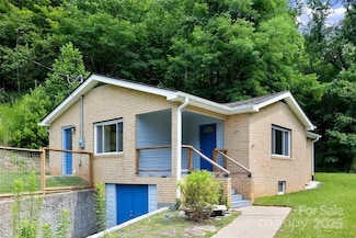 2396 Highway 9 S, Black Mountain, NC 28711