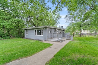 2568 W 19th Place, Gary, IN 46404