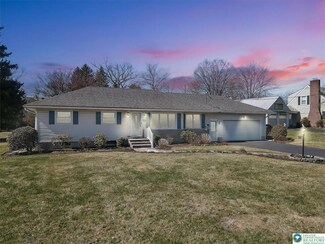 104 Lincoln Ave, Stockertown, PA 18083