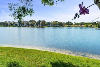 5380 Cedar Lake 302 Dr Unit 302, Boynton Beach, FL 33437