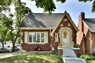 5801 W Eastwood Ave, Chicago, IL 60630