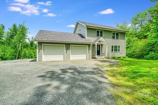 296 Olde Farms Rd, Grantham, NH 03753