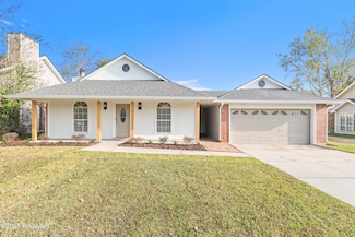 905 Rosedown Ln, Lafayette, LA 70503