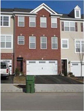 39 Rosy Ridge Ct, Telford, PA 18969