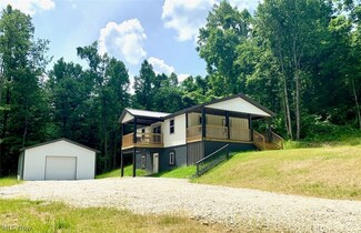10600 Orlon Rd NE, Salineville, OH 43945