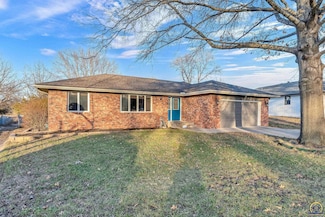 3812 SE Fair Meadows Place, Topeka, KS 66605