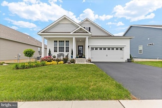 8051 Keystone Dr, Breinigsville, PA 18031
